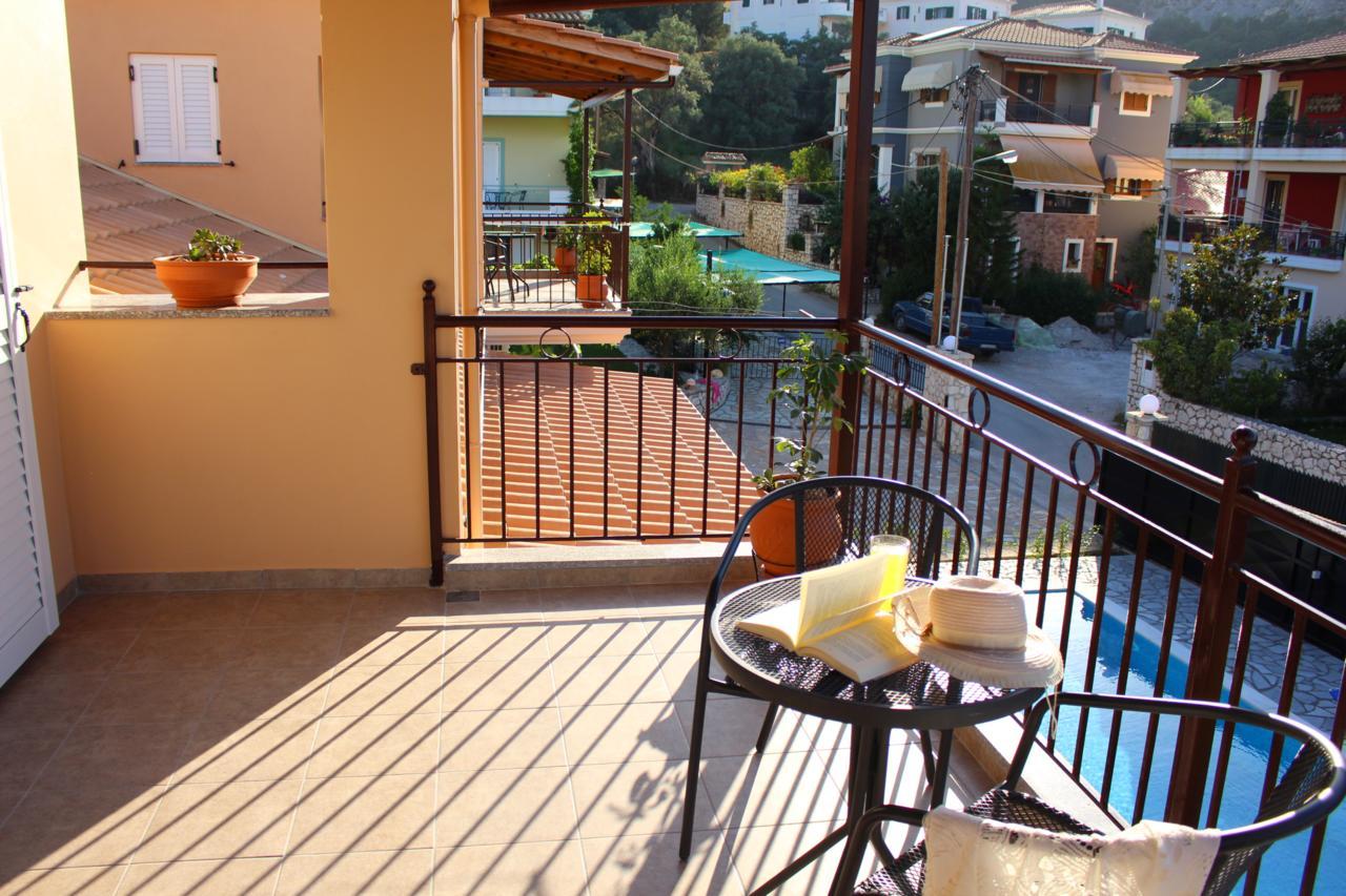 Alkionis Pool View Apartments Лефкада Экстерьер фото